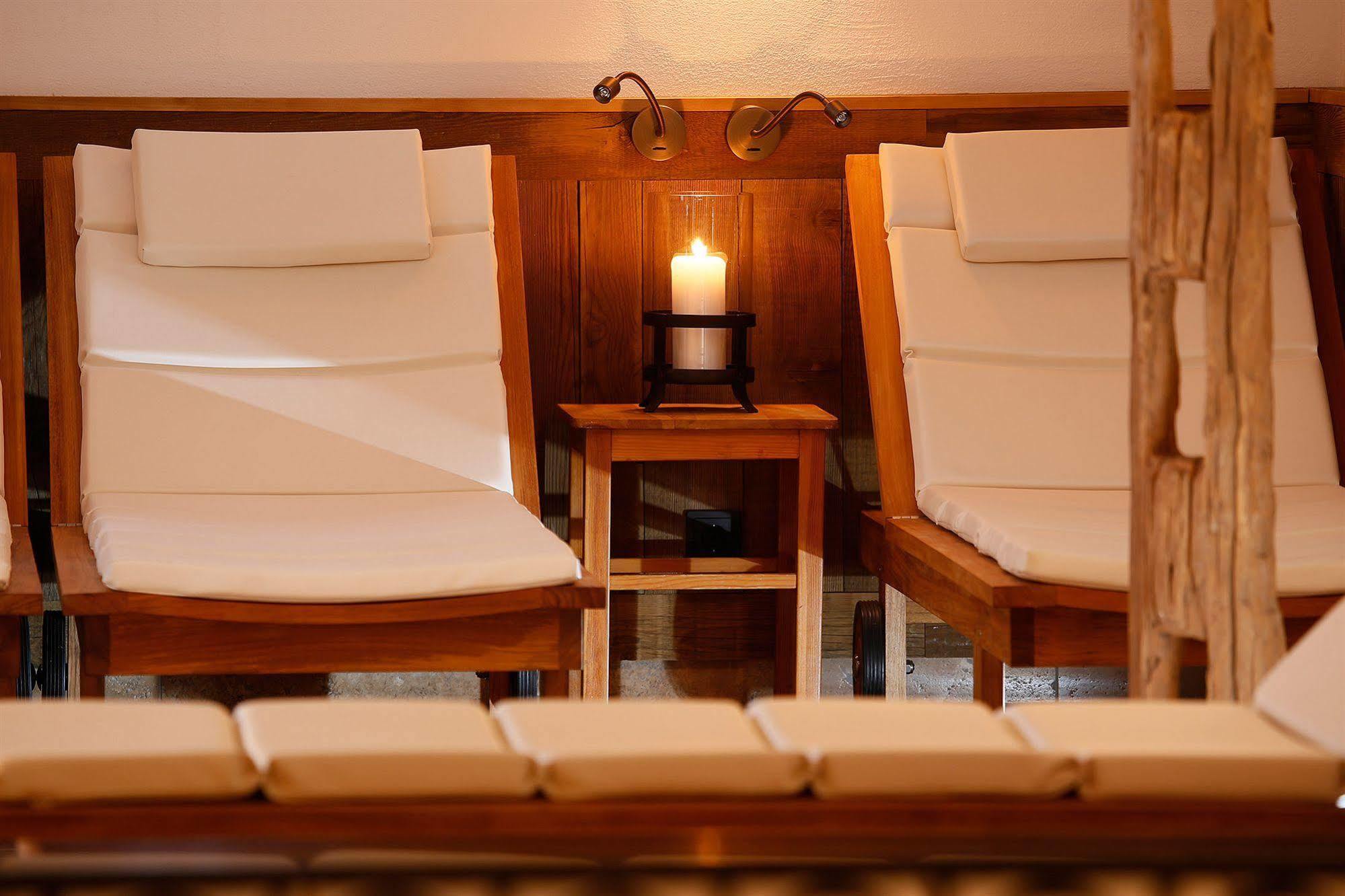 Hotel Himmlhof à Sankt Anton am Arlberg Extérieur photo