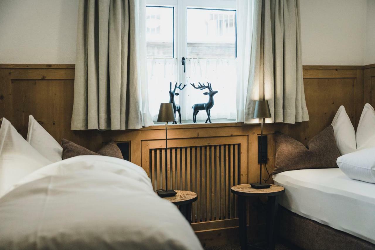 Hotel Himmlhof à Sankt Anton am Arlberg Extérieur photo